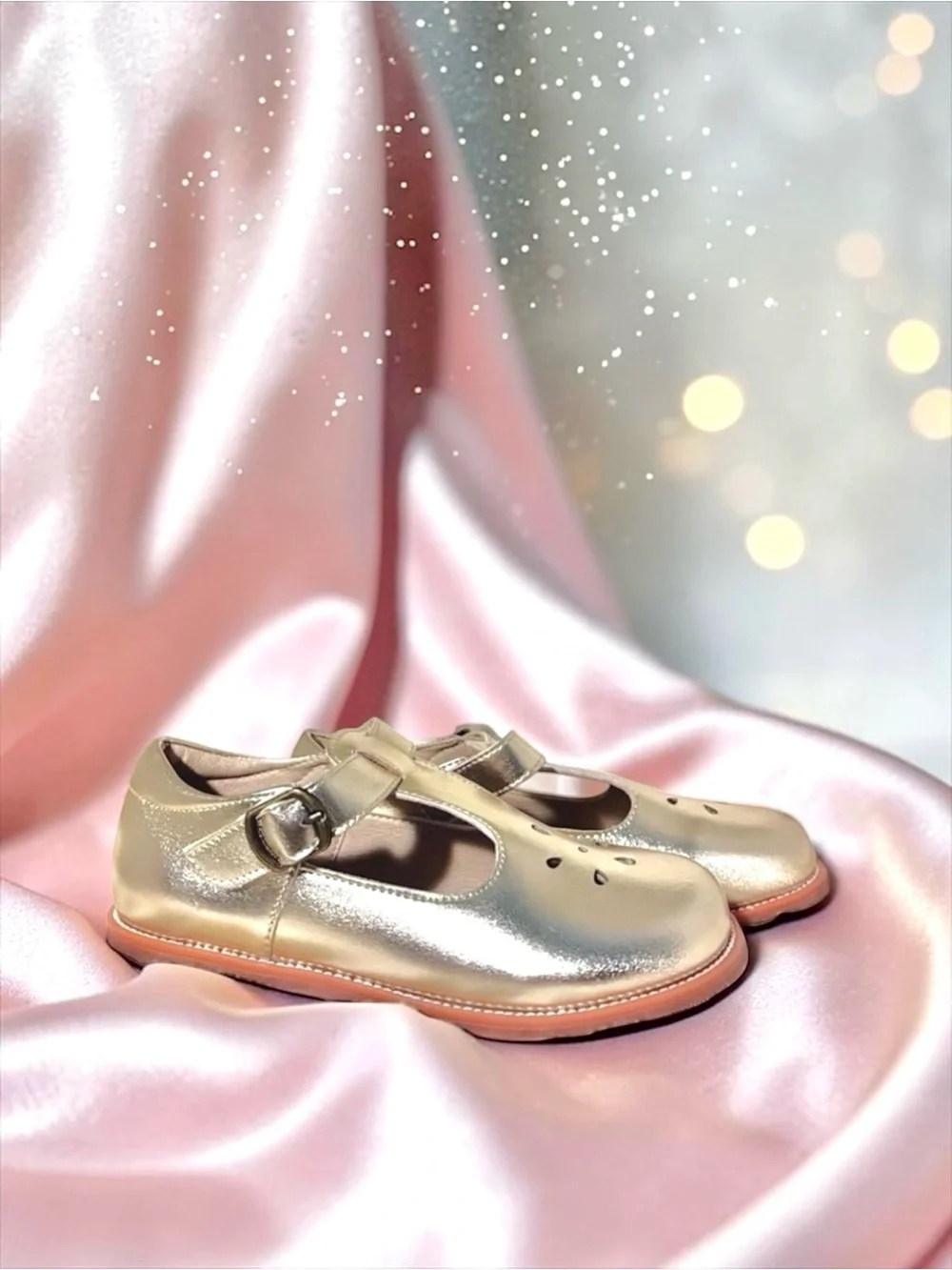 NWOT Felix & Flora Gold T‑Bar Mary Jane Flats ✨ Girls 13 Special Occasion